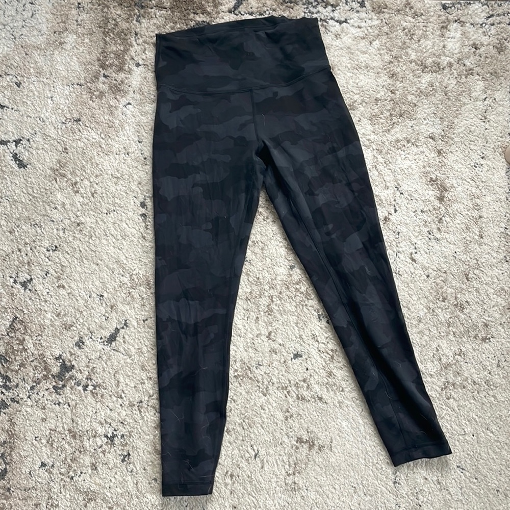 Lululemon Wunder Train 25” leggings